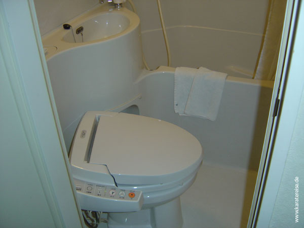 133-Kyoto-Hotel-Bad